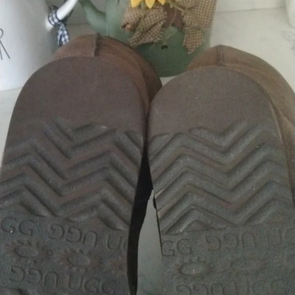 UGG CLASSIC TALL BOOTS WOMEN'S - Picture 7 of 9